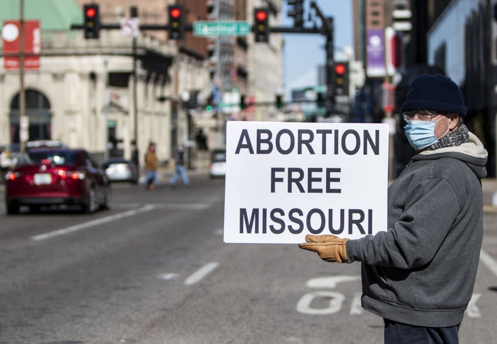 Anti-Abortion advocates rally in St. Louis on the anniversary of Roe v. Wade